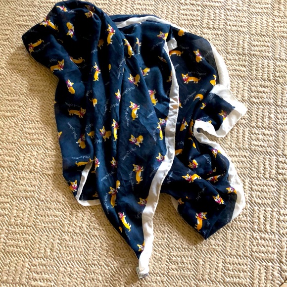 NWT Bass “Feeling Corgeous “  Corgi dog themed  long scarf - Picture 4 of 8